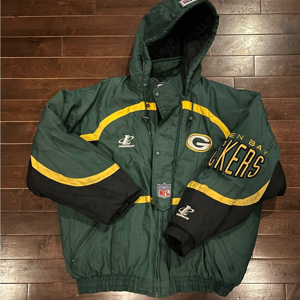 VTG Green Bay Packers Mens XL NFL Pro Line Logo Athletic Hooded Puffer Jacket